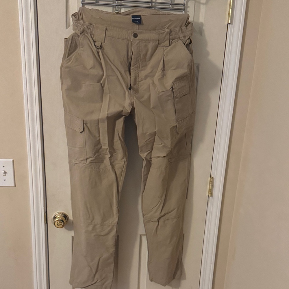 Propper Men's Khaki Cargo Pants